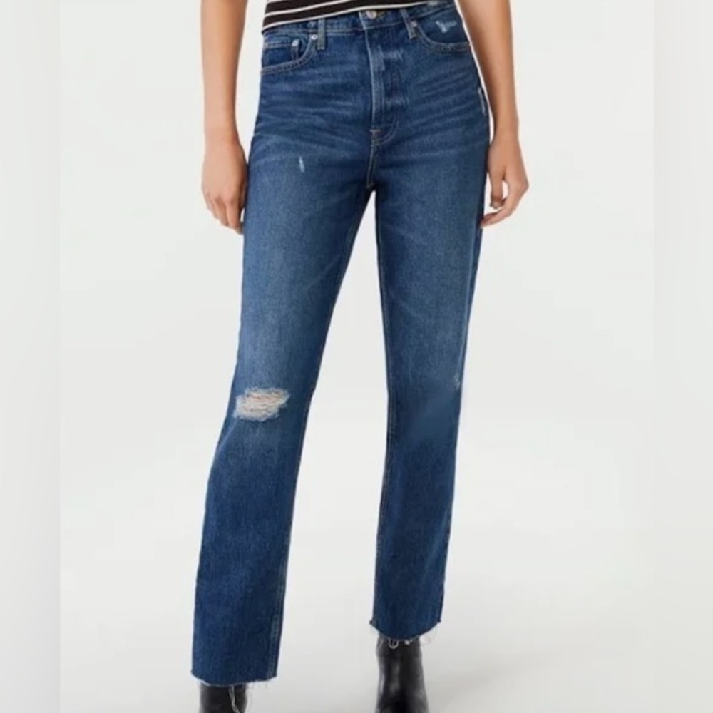 Free Assembly Super High Rise Straight Leg Jeans 4 NWT
